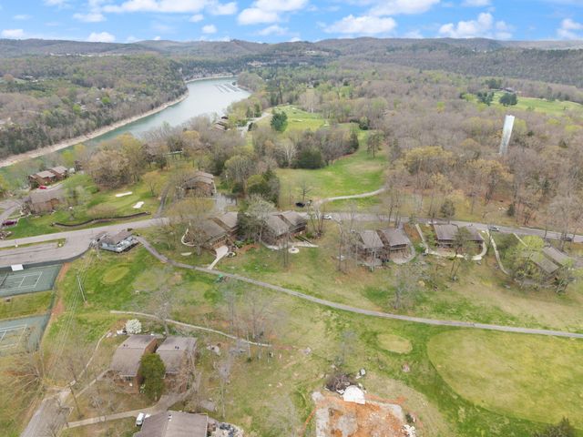 21-2 Woodson Bend Resort 21-2, Bronston, KY 42518