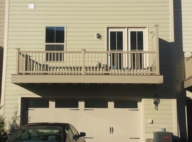 420 Fairmont Dr, Marshall, PA 15090