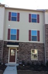 420 Fairmont Dr, Marshall, PA 15090