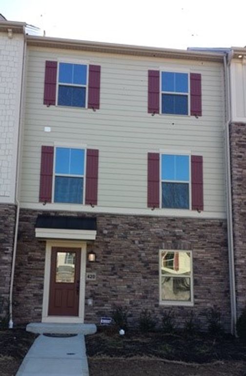 420 Fairmont Dr, Marshall, PA 15090