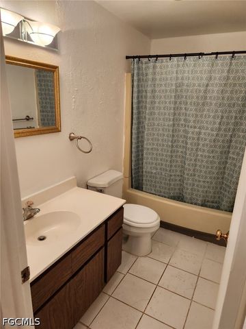 6160 Principia DR 2, Fort Myers, FL 33919
