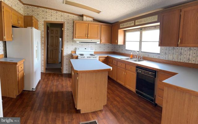 114 DICKENS LN, Felton, DE 19943