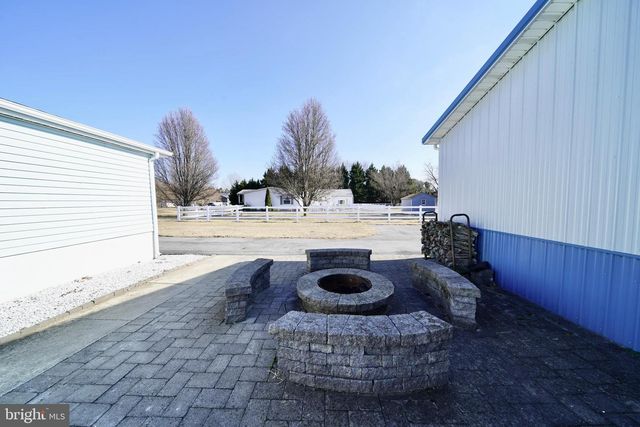 114 DICKENS LN, Felton, DE 19943