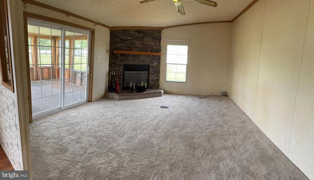 114 DICKENS LN, Felton, DE 19943