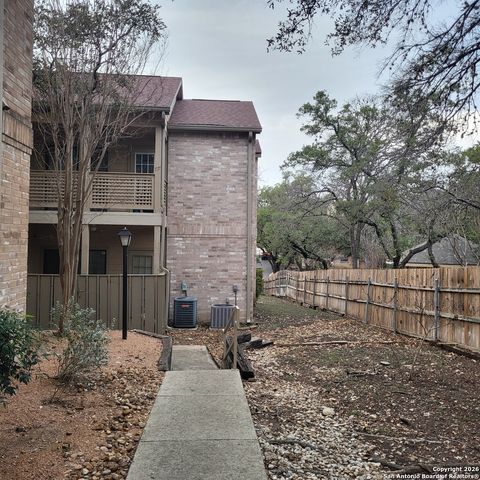 12446 Starcrest Dr Apt 309, San Antonio, TX 78216