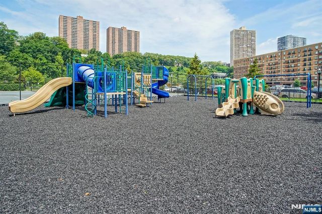 26 Ave At Port Imperial 112, West New York, NJ 07093