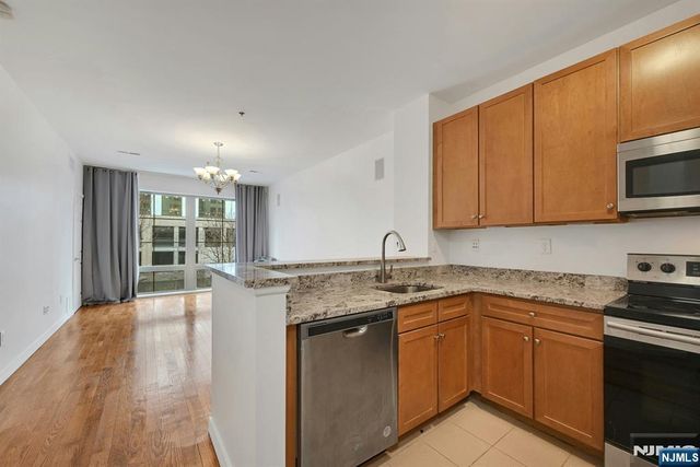 26 Ave At Port Imperial 112, West New York, NJ 07093