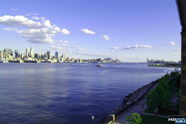 26 Ave At Port Imperial 112, West New York, NJ 07093