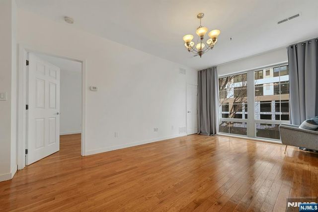 26 Ave At Port Imperial 112, West New York, NJ 07093