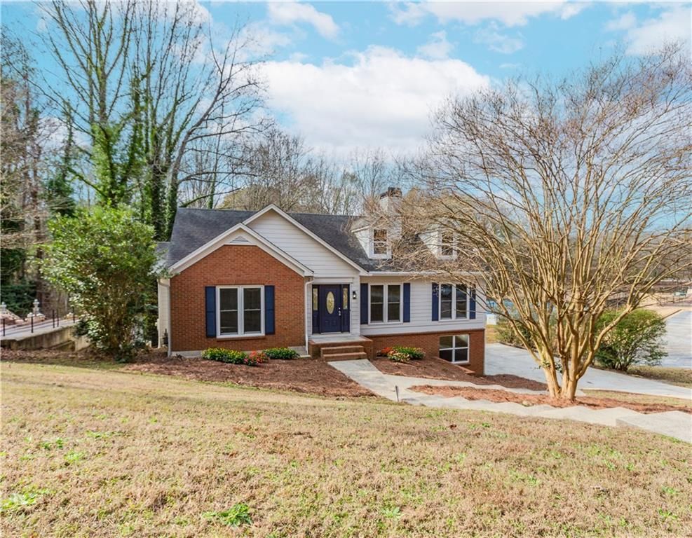 3083 Rock Creek Drive, Rex, GA 30273