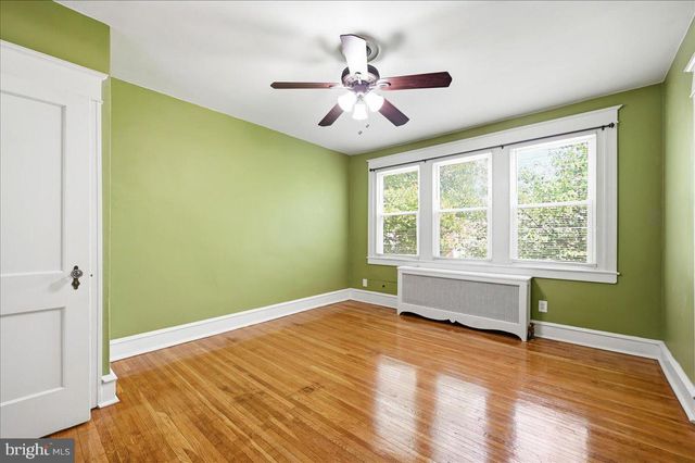 162 W ALBEMARLE AVE, Lansdowne, PA 19050