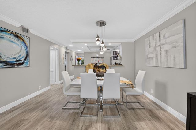 18940 Stewart Circle 5, Boca Raton, FL 33496
