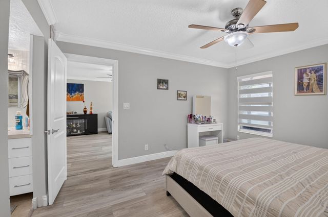 18940 Stewart Circle 5, Boca Raton, FL 33496