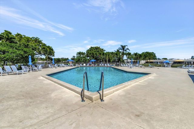 18940 Stewart Circle 5, Boca Raton, FL 33496
