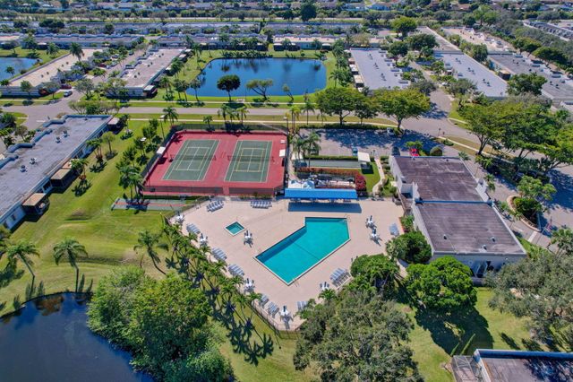 18940 Stewart Circle 5, Boca Raton, FL 33496
