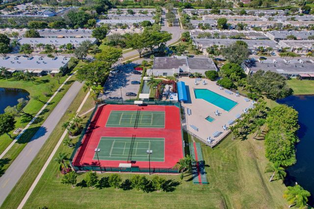 18940 Stewart Circle 5, Boca Raton, FL 33496