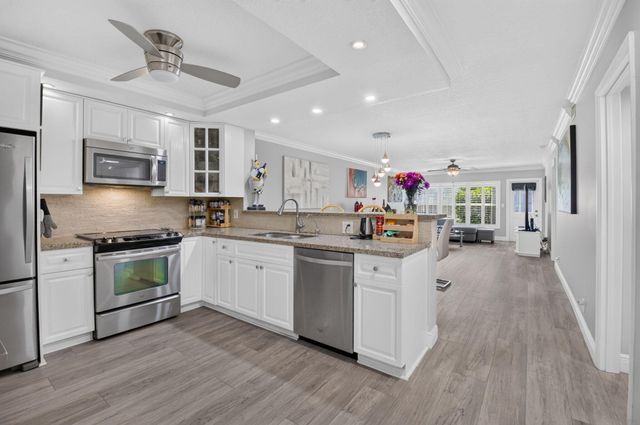 18940 Stewart Circle 5, Boca Raton, FL 33496