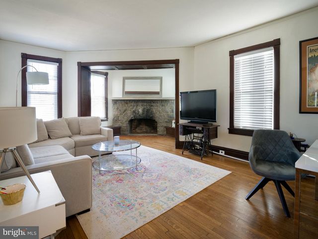 216 BLOOMINGDALE AVE, Wayne, PA 19087