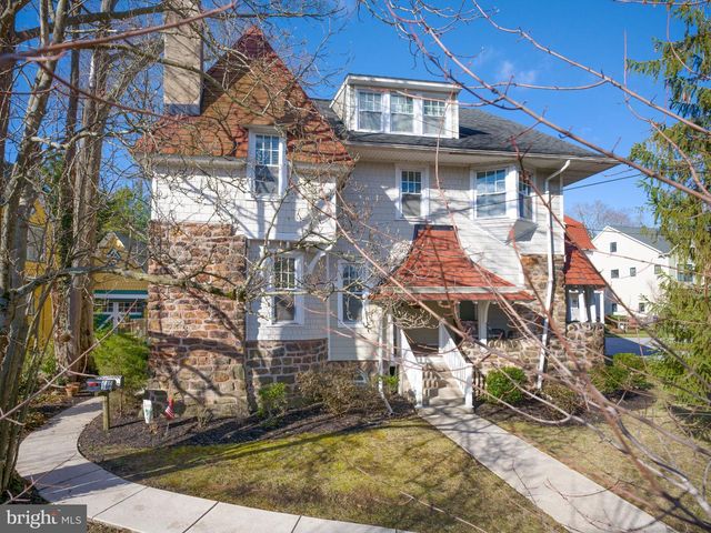 216 BLOOMINGDALE AVE, Wayne, PA 19087