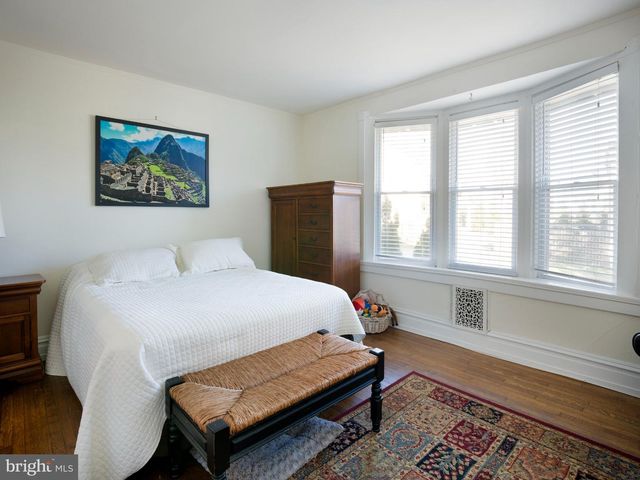 216 BLOOMINGDALE AVE, Wayne, PA 19087