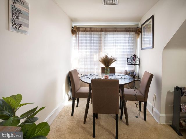 216 BLOOMINGDALE AVE, Wayne, PA 19087