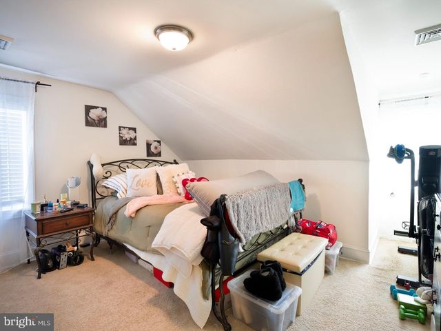 216 BLOOMINGDALE AVE, Wayne, PA 19087