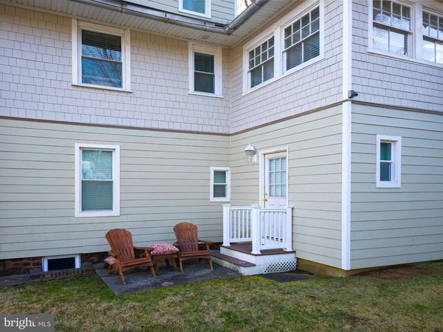 216 BLOOMINGDALE AVE, Wayne, PA 19087