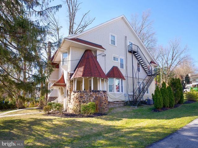 216 BLOOMINGDALE AVE, Wayne, PA 19087