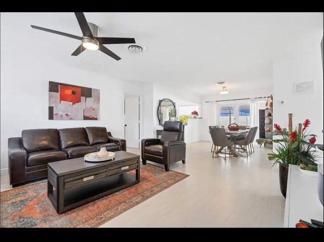 5040 NE 22ND Avenue, Lighthouse Point, FL 33064
