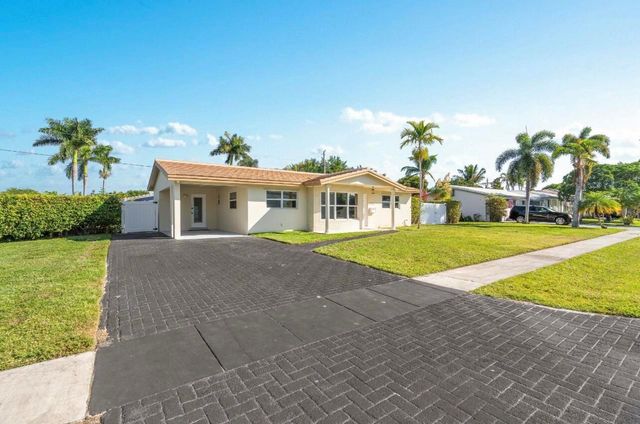 5040 NE 22ND Avenue, Lighthouse Point, FL 33064