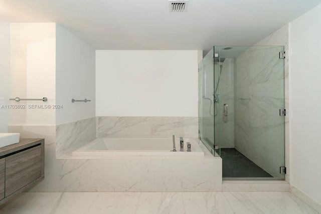 400 Sunny Isles Boulevard 919, Sunny Isles Beach, FL 33160