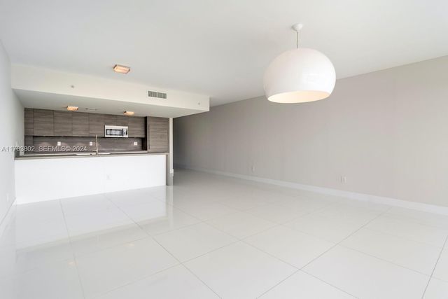 400 Sunny Isles Boulevard 919, Sunny Isles Beach, FL 33160