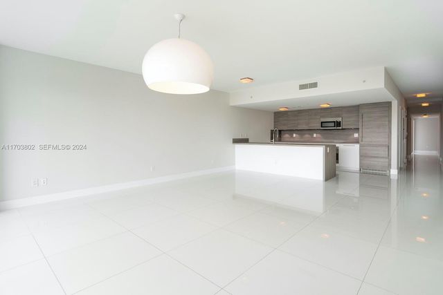 400 Sunny Isles Boulevard 919, Sunny Isles Beach, FL 33160