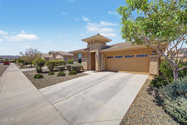 18748 W MEDLOCK Drive, Litchfield Park, AZ 85340