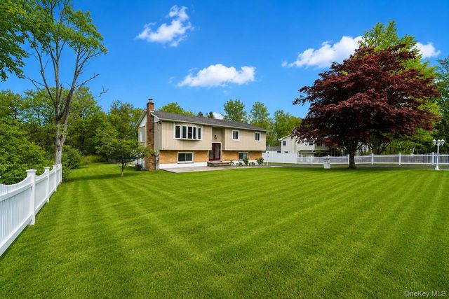 100 Fairmont Road, Mahopac, NY 10541