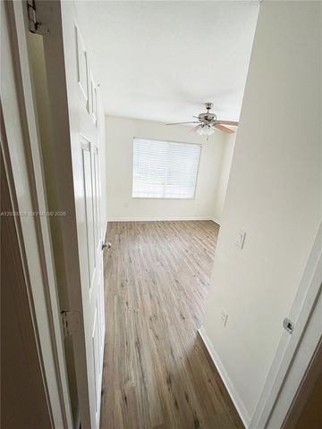 4081 San Marino Blvd 206, West Palm Beach, FL 33409