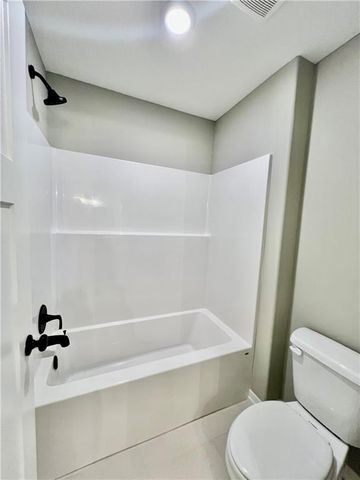 1972 Longview Drive, Liberty, MO 64068