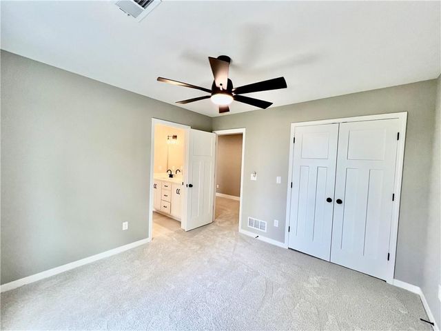 1972 Longview Drive, Liberty, MO 64068