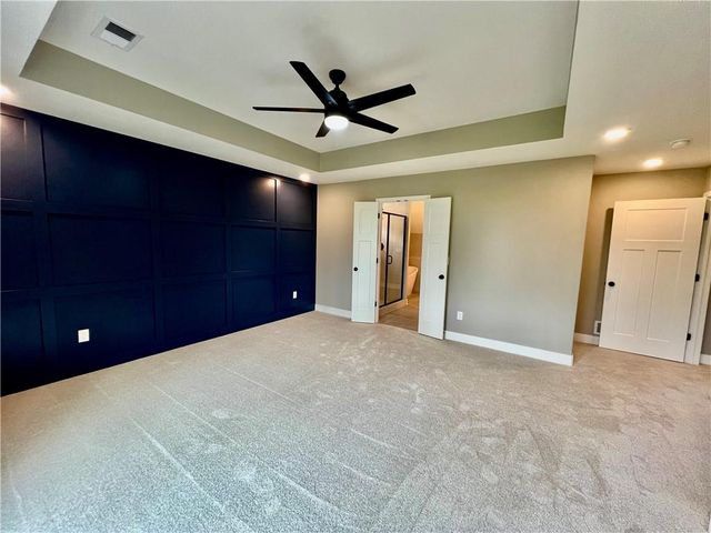 1972 Longview Drive, Liberty, MO 64068