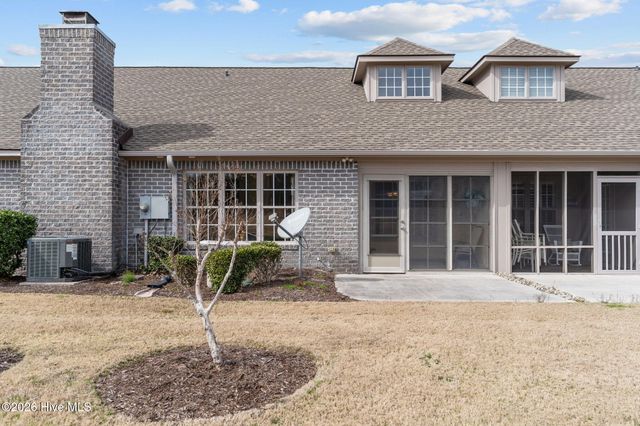 502b Castle Bay Drive, Hampstead, NC 28443