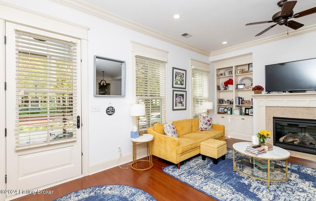 10723 Meeting St 201, Prospect, KY 40059