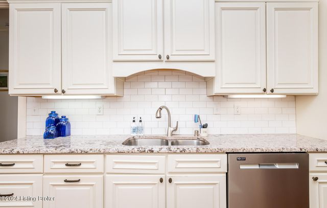 10723 Meeting St 201, Prospect, KY 40059