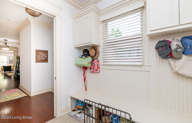 10723 Meeting St 201, Prospect, KY 40059