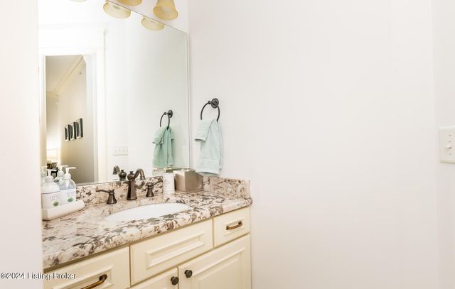 10723 Meeting St 201, Prospect, KY 40059