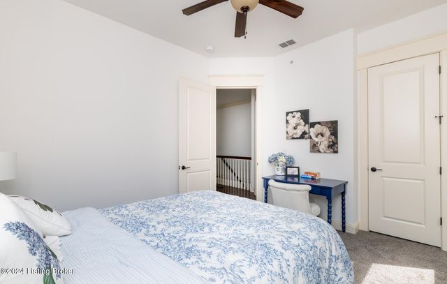 10723 Meeting St 201, Prospect, KY 40059