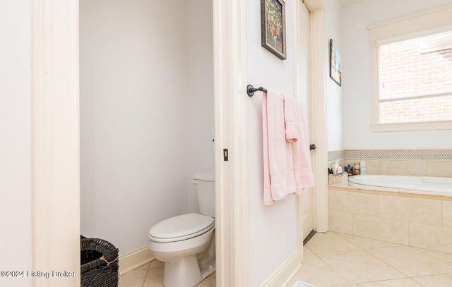 10723 Meeting St 201, Prospect, KY 40059