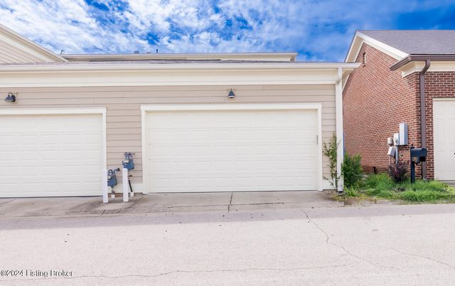 10723 Meeting St 201, Prospect, KY 40059