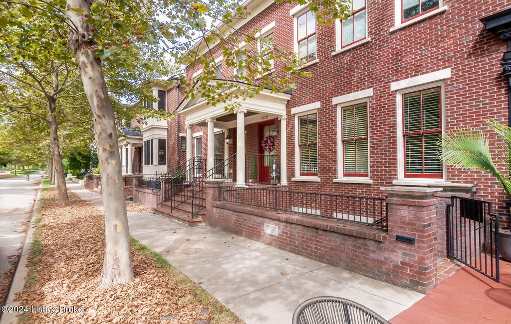 10723 Meeting St 201, Prospect, KY 40059