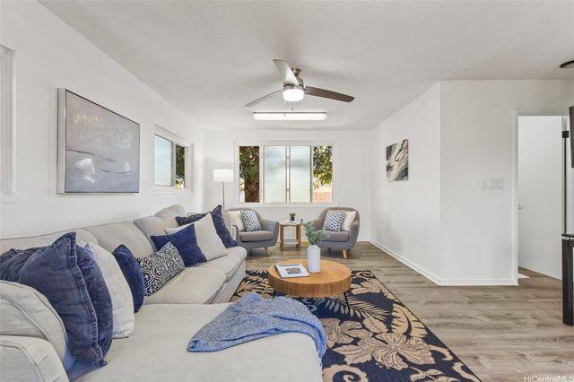 1277 Nanakai Street, Pearl City, HI 96782