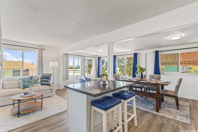 1277 Nanakai Street, Pearl City, HI 96782